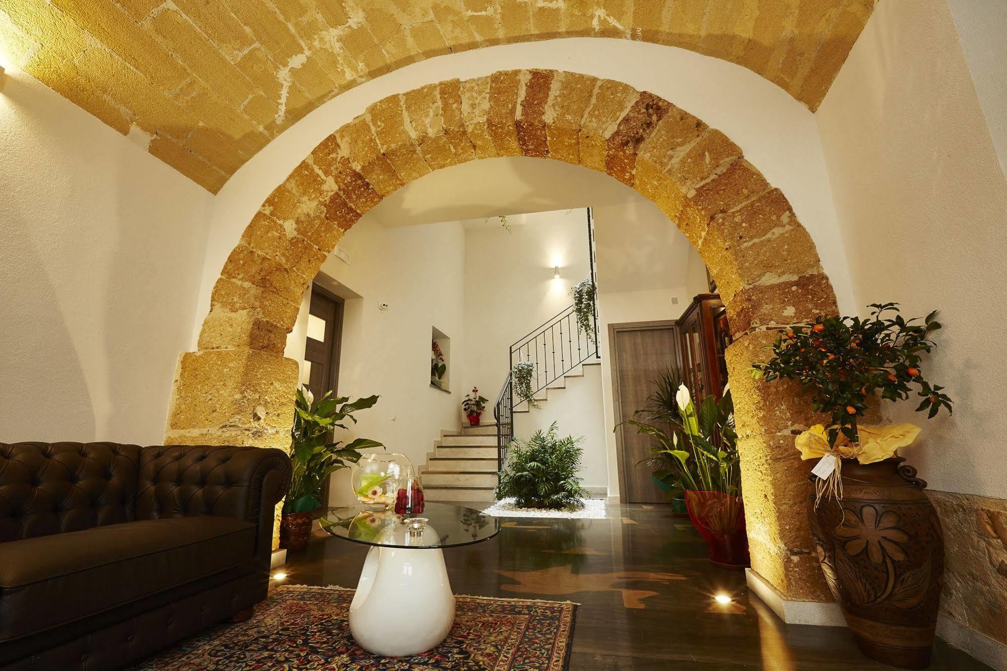 Bed and Breakfast Il Vecchio Marsala Exterior foto